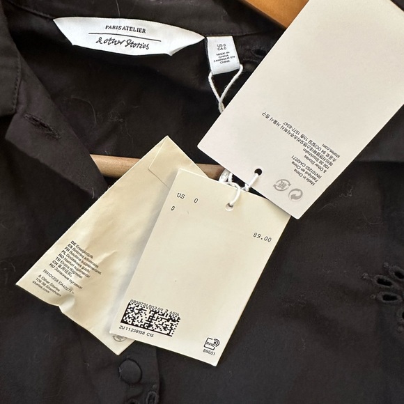 & Other Stories Black Eyelet Puff Sleeve Blouse | Paris Atelier NWT Size 0 (XS) - Picture 8 of 9